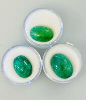 3 Oval Cabochon Brazilian Emeralds (12.5, 14.35, 20.45 Ct) & 9.5 Ct Faceted Mozambique Sapphire - 2
