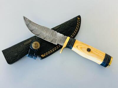 Custom Damascus Hunting Knife, 5" Clip Point Blade, Mosaic Pin, Wood Handle, Leather Sheath