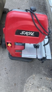 Skil 9&rdquo; Bench Top Band Saw