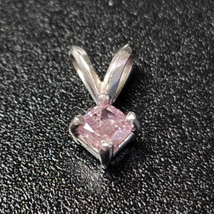 $1200 14K Rare Pink Diamond(0.3ct) Pendant