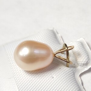 $160 14K Fresh Water Pearl Pendant