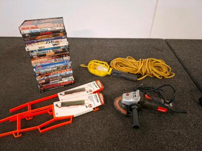 Drill Master 4.5" Angle Grinder 4.3A 11,000 RPM Corded, Side Handle, 60625, SN: 222358029(tested and powered on) (q)
