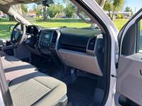 2017 FORD F-150 - 4X4! - 17