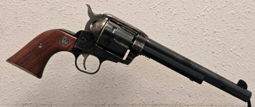 Ruger Vaquero .44 Magnum Revolver, 7.5" Barrel, 6-Shot, Blued/Case Hardened, Wood Grips, Box