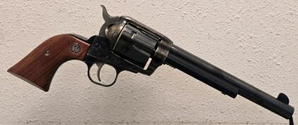 Ruger Vaquero .44 Magnum Revolver, 7.5" Barrel, 6-Shot, Blued/Case Hardened, Wood Grips, Box