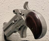 Bond Arms Texas Defender &ldquo;Cowboy&rdquo; .357 Maximum Derringer, Stainless, SN 1341, Box & Holster - 4