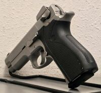 Smith & Wesson Model 4006 .40 S&W Pistol, 4" Barrel, Stainless Steel, 3 Extra Magazines - 3