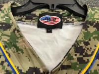 Navy Camouflage Baseball Jersey Large WWM Polyester Button-Up, US Flag & Navy Logos Size Large - 3