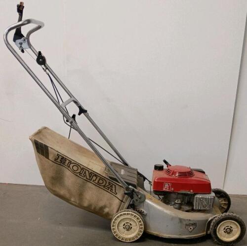Honda HR194 Self-Propelled Lawn Mower, 19" Aluminum Deck, OHV Engine, Grass Bag