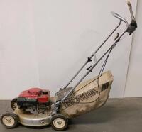 Honda HR194 Self-Propelled Lawn Mower, 19" Aluminum Deck, OHV Engine, Grass Bag - 3