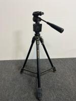 Vanguard & Ambico 60" Aluminum Tripods 3-Section, Pan/Tilt Heads, Geared Columns, Flip Locks (shelf 13) - 5