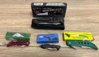 Frost Cutlery Green Beret, The Vulture II, Jim's Beanie, Mini Folding Lockback Knives Set/4