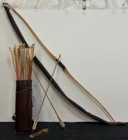 Traditional Longbow Archery Set &ndash; 50&ndash;55 lb Draw Weight, 15 Arrows (33" Length), Leather Quiver, Accessories (FL 10)