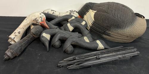 (9) Full Body Canada Goose Decoys with Removable Heads and Stakes, Realistic Paint (FL 6)