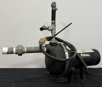 Flotec FP5172-08 1.5 HP Self-Priming Sprinkler Pump, 67 GPM, 115/230V, 1.5" NPT