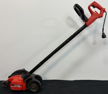 Black & Decker Edge Hog Electric 2-in-1 Landscape Edger LE750, 11 Amp, 7.5" Blade