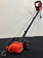 Black & Decker Edge Hog Electric 2-in-1 Landscape Edger LE750, 11 Amp, 7.5" Blade - 2