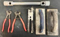 Contractor Tool Lot &ndash; GE Power Strip, QEP & SuperiorBilt Tile Cutters, Work Lights, Grout Floats (FL 5000) - 6