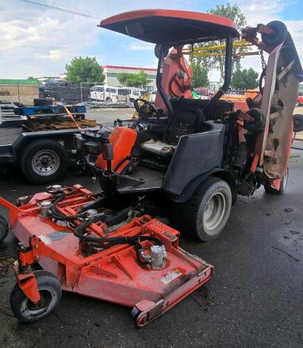 Jacobsen HR 9016 Turbo 4WD Wide-Area Mower, 16 ft Deck, 65 hp Diesel Engine, 9 Rotary Blades *Non Running*