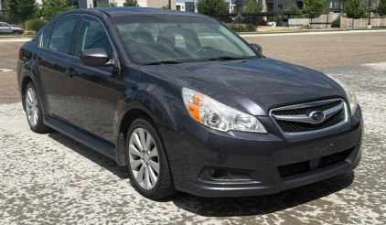 2011 SUBARU LEGACY - SUNROOF!