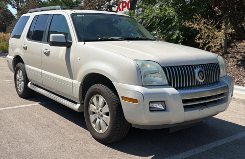 2006 MERCURY MOUNTAINEER - AFTERMARKET STEREO!