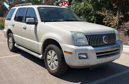 2006 MERCURY MOUNTAINEER - AFTERMARKET STEREO!