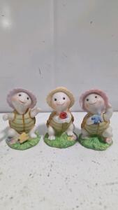 Homco Turtle Figurines with Hats, Set of 3, 1980s, Made in Taiwan