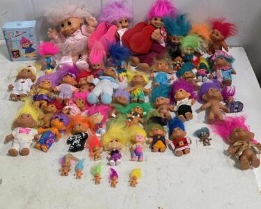 Large Lot 40+ Vintage Russ DAM Troll Dolls - Various Outfits, Sizes, Themes, 1 Boxed