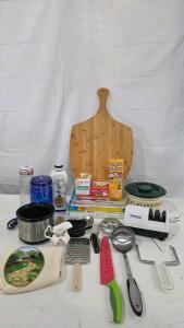 Mixed Kitchen Lot w/working Rival Crock-Ette, working Crock-Pot Little Dipper, working Chef&rsquo;sChoice 300, Books, Tools