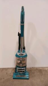 Shark Navigator Lift-Away NV350 Series Upright Vacuum Cleaner with HEPA Filter and Swivel Steering tested
