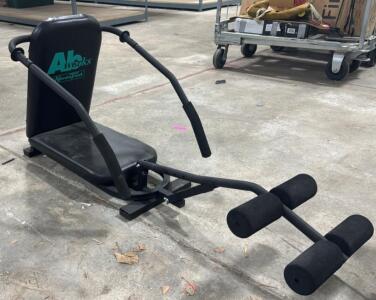 NordicTrack AbWorks Abdominal Exercise Machine with Ergonomic Design
