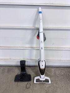 Electrolux Ergorapido Cordless Stick Vacuum Cleaner, 18V Li-Ion, 48-Min Run Time, White