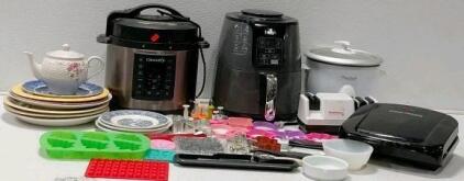 Ninja Air Fryer, Crockpots, Chef's Choice, and More (Turns On)
