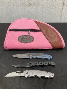 The Outdoor Connection Gun Case and Assorted Knives