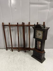 Electric Mantel Clock with Ornate Wood Case & 2 Collapsible Wooden Quilt Racks, 22" Wide
