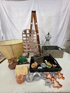 Home Decor Ladder, Mini Baked Goodies Pans, Breakfast Tray and more