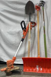 Black+Decker GH3000 Electric String Trimmer with Assorted Garden Tools