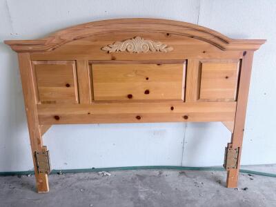 Queen Solid Pine Traditional Headboard with Decorative Carved Accent and Mounting Brackets