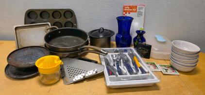 Large Miscellaneous Kitchenware Lot &ndash; Pots, Pans, Bakeware, Bowls, Utensils, Accessories