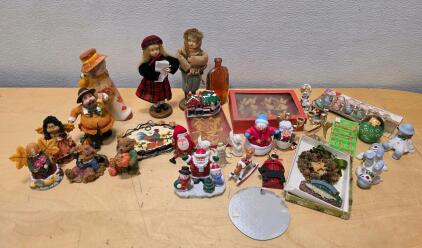 Mixed Lot of Vintage Holiday Figurines & Decorative Collectibles, 25+ Pieces