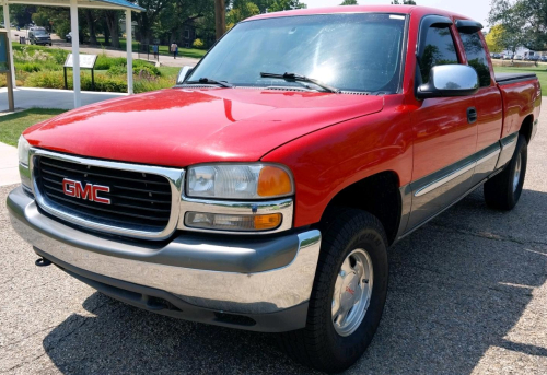 1999 GMC SIERRA 1500 - 4X4!