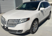 2010 LINCOLN MKT - SUNROOF - BACKUP CAMERA!