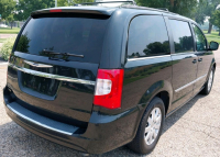 2014 CHRYSLER TOWN & COUNTRY - BACKUP CAMERA! - 3