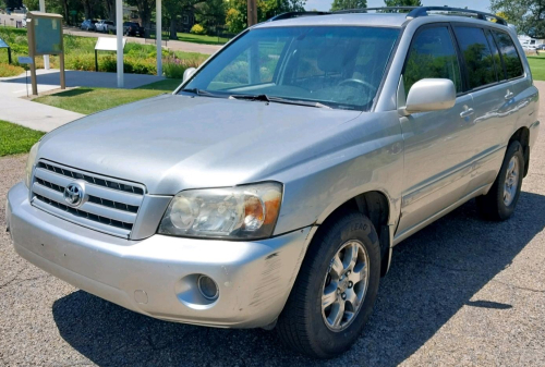 2007 TOYOTA HIGHLANDER - 4X4!