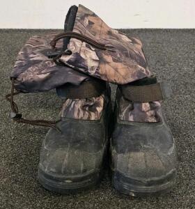 Ozark Trail Men&rsquo;s Insulated Waterproof Camo Winter Boots, Size 11, Deep Lug Sole, Velcro/Drawstring