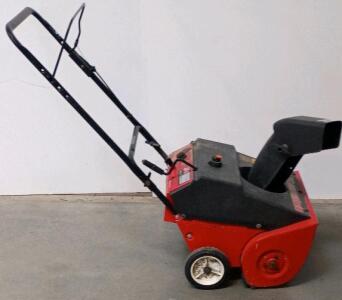 MTD Yard Machines 3/21 317-140-000 Single-Stage Snow Blower, 21" Clearing Width, 2-Cycle Engine