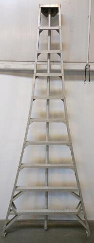 10 Foot Tallman Aluminum Tripod Orchard Ladder, 250 lb Capacity, 18 lbs, 42" Base Width