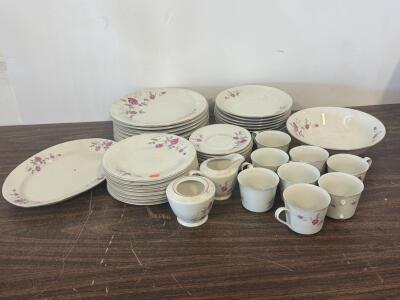 Vintage Fine China Dinnerware Set &ndash; 44 Pieces, Pink Rose Pattern With Gold Trim