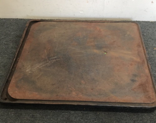 22” x 22” Cast Iron Griddle Skillet