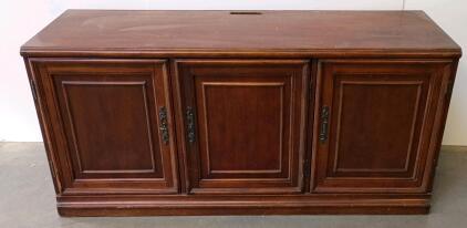 Vintage Wooden TV/Stereo Console/Media Cabinet With Dark Brown Finish, 3 Doors